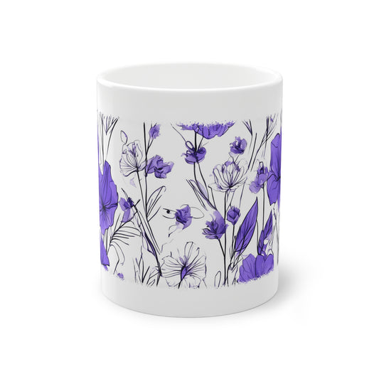 Weisse Tasse lila Blumen